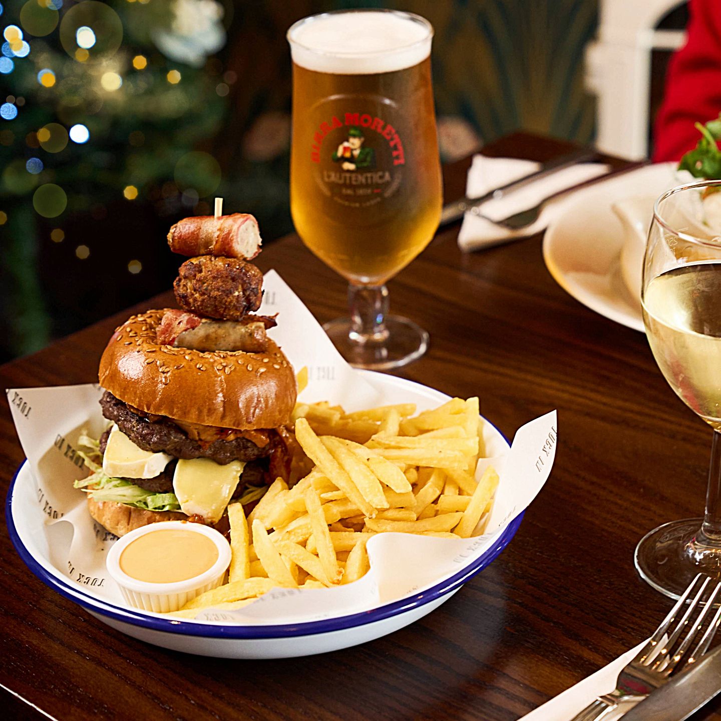 Festive Lunch & Dinner at The Crwys Hotel in Cardiff